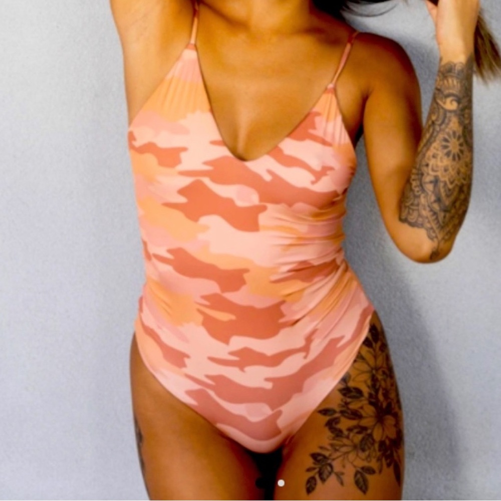 Mai underwear camo one piece